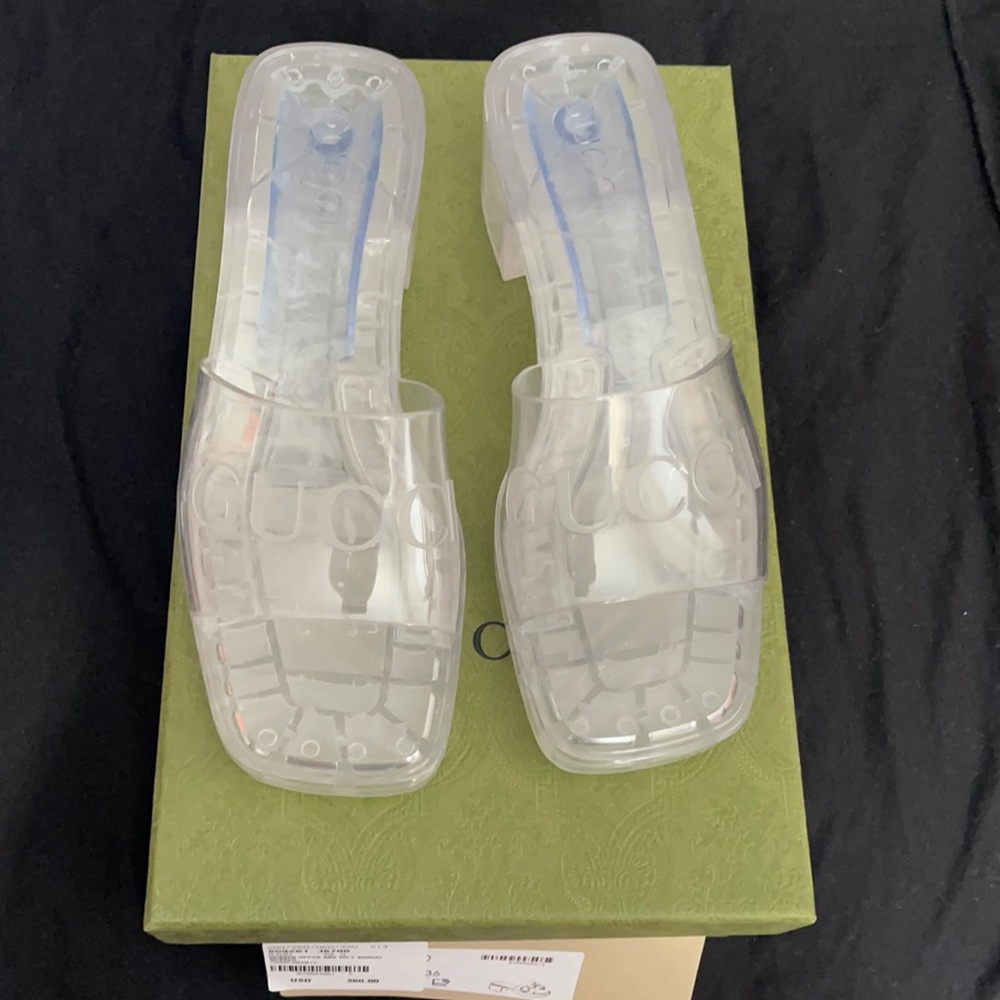 gucci clear jellies